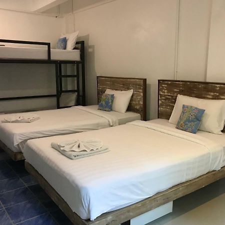Frog House Bed & Breakfast (Adults Only) Patong Exterior photo