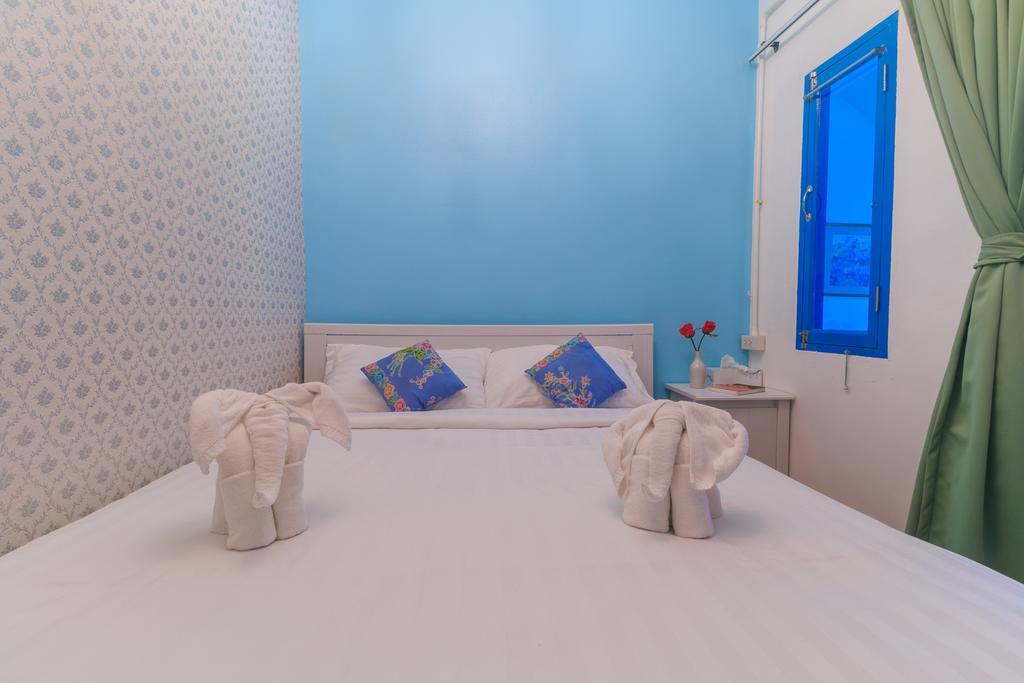 Frog House Bed & Breakfast (Adults Only) Patong Exterior photo
