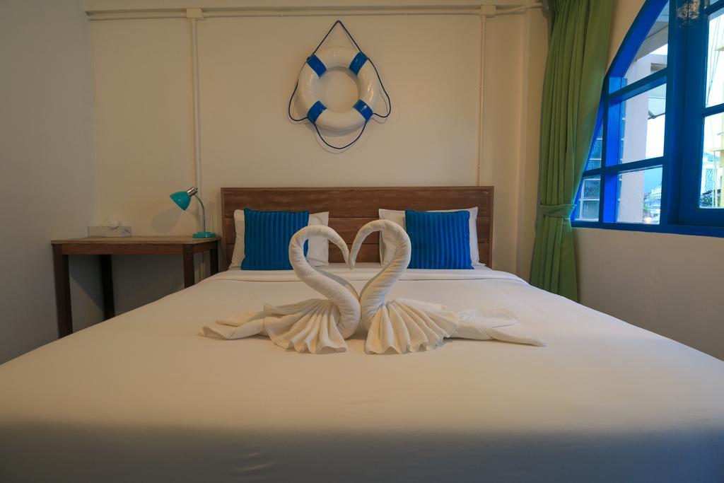 Frog House Bed & Breakfast (Adults Only) Patong Exterior photo