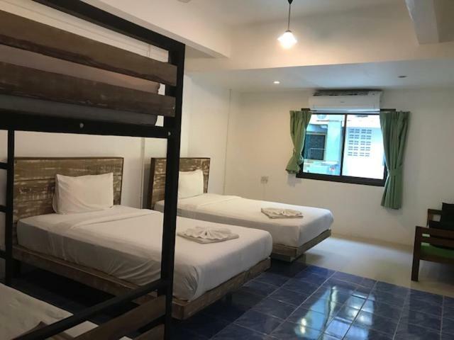 Frog House Bed & Breakfast (Adults Only) Patong Exterior photo
